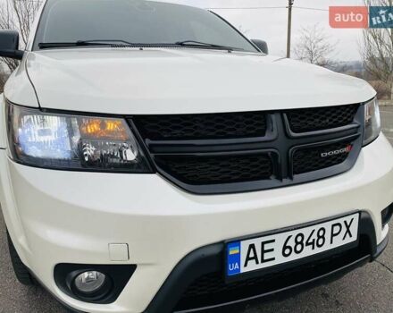 Белый Додж Джорни, объемом двигателя 2.4 л и пробегом 185 тыс. км за 12700 $, фото 34 на Automoto.ua