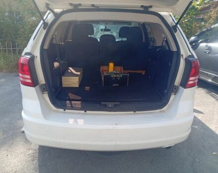 Білий Додж Джорні, об'ємом двигуна 2.4 л та пробігом 180 тис. км за 8600 $, фото 5 на Automoto.ua