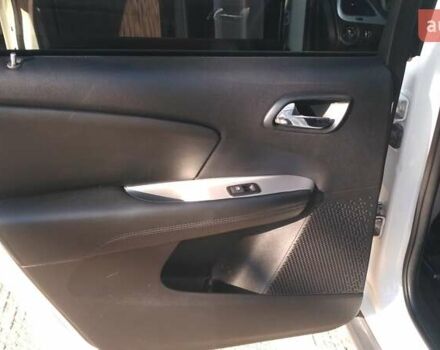 Белый Додж Джорни, объемом двигателя 3.6 л и пробегом 205 тыс. км за 10500 $, фото 9 на Automoto.ua