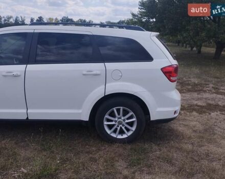 Белый Додж Джорни, объемом двигателя 2.4 л и пробегом 181 тыс. км за 11500 $, фото 15 на Automoto.ua