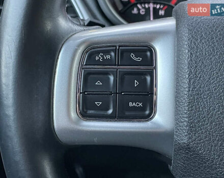 Белый Додж Джорни, объемом двигателя 2.4 л и пробегом 58 тыс. км за 10999 $, фото 18 на Automoto.ua