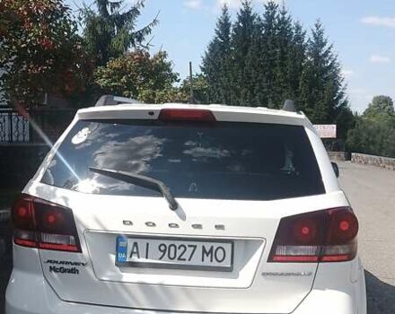 Белый Додж Джорни, объемом двигателя 2.36 л и пробегом 153 тыс. км за 13600 $, фото 6 на Automoto.ua