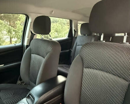 Белый Додж Джорни, объемом двигателя 3.6 л и пробегом 179 тыс. км за 10450 $, фото 14 на Automoto.ua