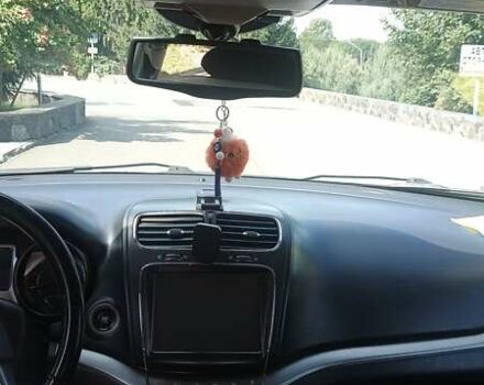 Белый Додж Джорни, объемом двигателя 2.36 л и пробегом 153 тыс. км за 13600 $, фото 8 на Automoto.ua