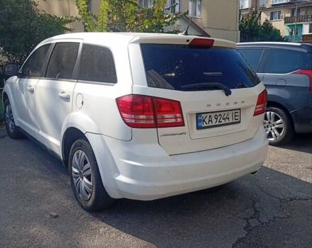 Белый Додж Джорни, объемом двигателя 2.36 л и пробегом 180 тыс. км за 8600 $, фото 8 на Automoto.ua