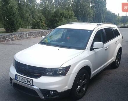 Белый Додж Джорни, объемом двигателя 2.36 л и пробегом 153 тыс. км за 13600 $, фото 1 на Automoto.ua