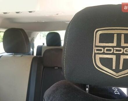 Белый Додж Джорни, объемом двигателя 2.36 л и пробегом 153 тыс. км за 13600 $, фото 9 на Automoto.ua