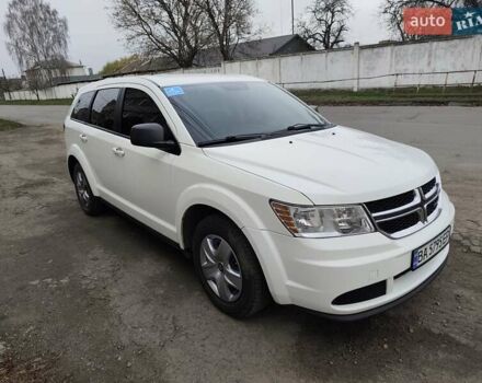Белый Додж Джорни, объемом двигателя 2.36 л и пробегом 229 тыс. км за 10450 $, фото 7 на Automoto.ua