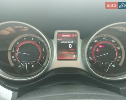 Белый Додж Джорни, объемом двигателя 2.4 л и пробегом 181 тыс. км за 11500 $, фото 7 на Automoto.ua