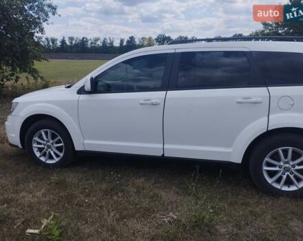 Белый Додж Джорни, объемом двигателя 2.4 л и пробегом 181 тыс. км за 11500 $, фото 16 на Automoto.ua