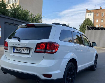 Белый Додж Джорни, объемом двигателя 3.6 л и пробегом 186 тыс. км за 14000 $, фото 1 на Automoto.ua