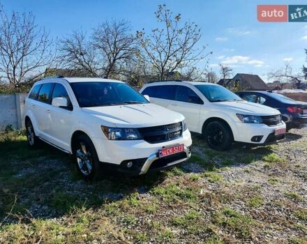 Білий Додж Джорні, об'ємом двигуна 2.36 л та пробігом 238 тис. км за 11700 $, фото 7 на Automoto.ua