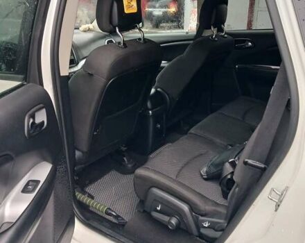 Білий Додж Джорні, об'ємом двигуна 2.36 л та пробігом 161 тис. км за 11499 $, фото 13 на Automoto.ua