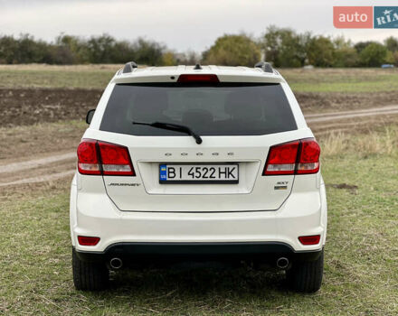 Додж Джорни 2016 в Валках на Automoto.ua Белый Додж Джорни, объемом двигателя 3.6 л и пробегом 128 тыс. км за 12900 $, фото 8 на Automoto.ua