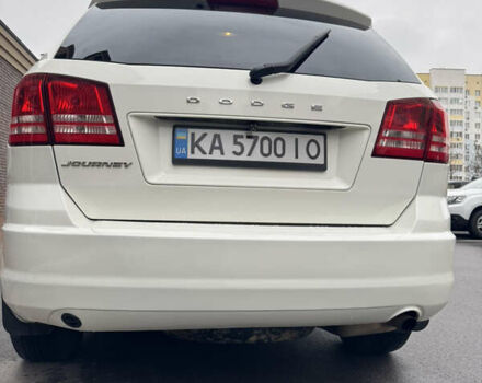 Белый Додж Джорни, объемом двигателя 2.4 л и пробегом 143 тыс. км за 12750 $, фото 25 на Automoto.ua