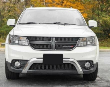 Белый Додж Джорни, объемом двигателя 2.4 л и пробегом 77 тыс. км за 4100 $, фото 1 на Automoto.ua