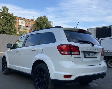 Белый Додж Джорни, объемом двигателя 3.6 л и пробегом 186 тыс. км за 14000 $, фото 3 на Automoto.ua