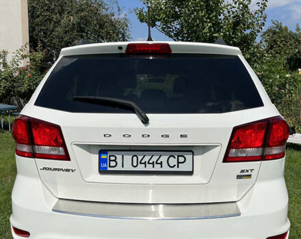 Белый Додж Джорни, объемом двигателя 3.6 л и пробегом 143 тыс. км за 13200 $, фото 4 на Automoto.ua