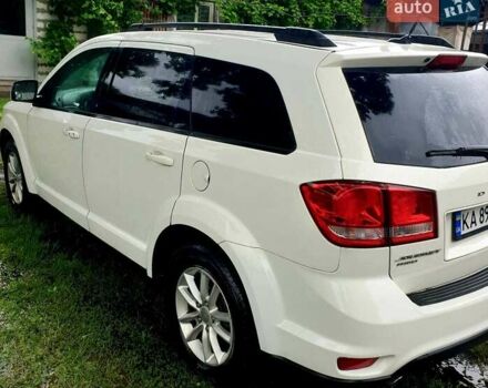 Белый Додж Джорни, объемом двигателя 3.6 л и пробегом 200 тыс. км за 14000 $, фото 4 на Automoto.ua