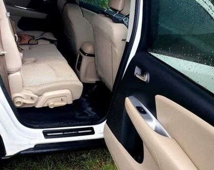 Белый Додж Джорни, объемом двигателя 3.6 л и пробегом 200 тыс. км за 14000 $, фото 12 на Automoto.ua