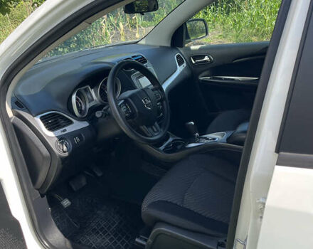 Белый Додж Джорни, объемом двигателя 3.6 л и пробегом 143 тыс. км за 13200 $, фото 11 на Automoto.ua