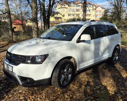 Белый Додж Джорни, объемом двигателя 2.36 л и пробегом 220 тыс. км за 13100 $, фото 9 на Automoto.ua