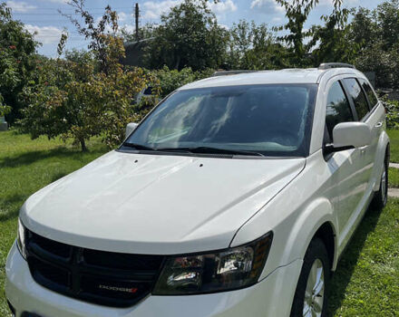 Белый Додж Джорни, объемом двигателя 3.6 л и пробегом 143 тыс. км за 13200 $, фото 7 на Automoto.ua