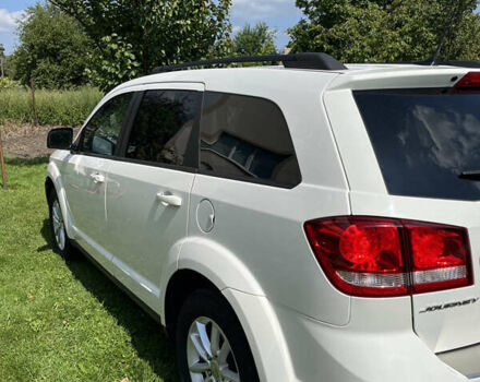 Белый Додж Джорни, объемом двигателя 3.6 л и пробегом 143 тыс. км за 13200 $, фото 9 на Automoto.ua