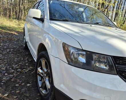 Белый Додж Джорни, объемом двигателя 2.36 л и пробегом 220 тыс. км за 13100 $, фото 6 на Automoto.ua