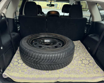 Белый Додж Джорни, объемом двигателя 2.4 л и пробегом 143 тыс. км за 12750 $, фото 11 на Automoto.ua