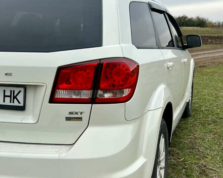 Додж Джорни 2016 в Валках на Automoto.ua Белый Додж Джорни, объемом двигателя 3.6 л и пробегом 128 тыс. км за 12900 $, фото 10 на Automoto.ua