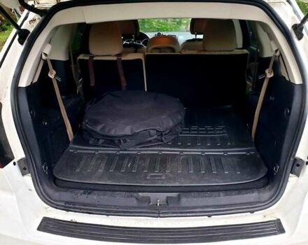 Белый Додж Джорни, объемом двигателя 3.6 л и пробегом 200 тыс. км за 14000 $, фото 13 на Automoto.ua