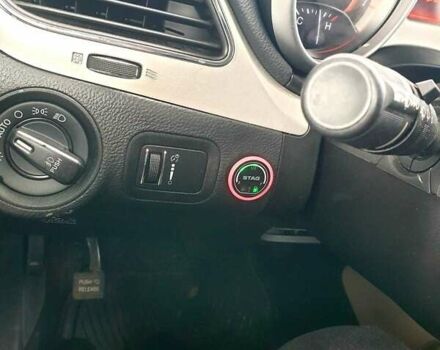 Белый Додж Джорни, объемом двигателя 3.6 л и пробегом 200 тыс. км за 14000 $, фото 16 на Automoto.ua