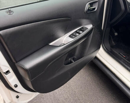 Белый Додж Джорни, объемом двигателя 2.4 л и пробегом 143 тыс. км за 12750 $, фото 15 на Automoto.ua