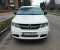 Белый Додж Джорни, объемом двигателя 2.36 л и пробегом 194 тыс. км за 10400 $, фото 1 на Automoto.ua