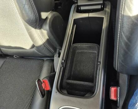 Белый Додж Джорни, объемом двигателя 2.36 л и пробегом 220 тыс. км за 13100 $, фото 2 на Automoto.ua