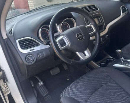 Белый Додж Джорни, объемом двигателя 2.36 л и пробегом 150 тыс. км за 13000 $, фото 16 на Automoto.ua