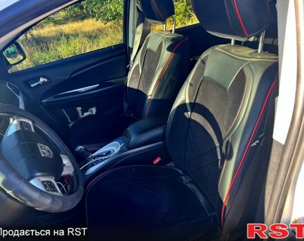 Додж Джорни 2017 в Николаеве на Automoto.ua Белый Додж Джорни, объемом двигателя 2.4 л и пробегом 167 тыс. км за 12000 $, фото 2 на Automoto.ua