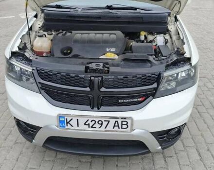 Білий Додж Джорні, об'ємом двигуна 3.6 л та пробігом 138 тис. км за 15300 $, фото 3 на Automoto.ua