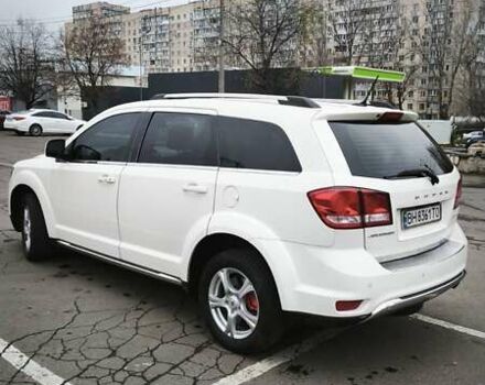 Белый Додж Джорни, объемом двигателя 2.36 л и пробегом 208 тыс. км за 11200 $, фото 3 на Automoto.ua