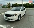 Белый Додж Джорни, объемом двигателя 2.36 л и пробегом 119 тыс. км за 10900 $, фото 2 на Automoto.ua