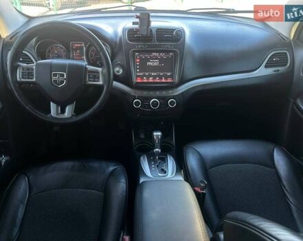 Білий Додж Джорні, об'ємом двигуна 2.36 л та пробігом 200 тис. км за 11900 $, фото 10 на Automoto.ua