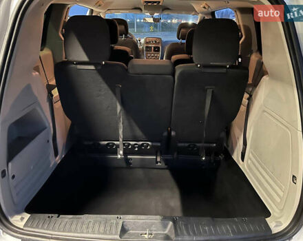 Білий Додж Джорні, об'ємом двигуна 3.6 л та пробігом 480 тис. км за 8500 $, фото 14 на Automoto.ua