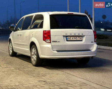 Білий Додж Джорні, об'ємом двигуна 3.6 л та пробігом 480 тис. км за 8500 $, фото 8 на Automoto.ua