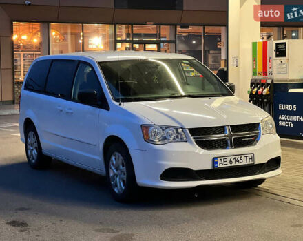 Білий Додж Джорні, об'ємом двигуна 3.6 л та пробігом 480 тис. км за 8500 $, фото 5 на Automoto.ua