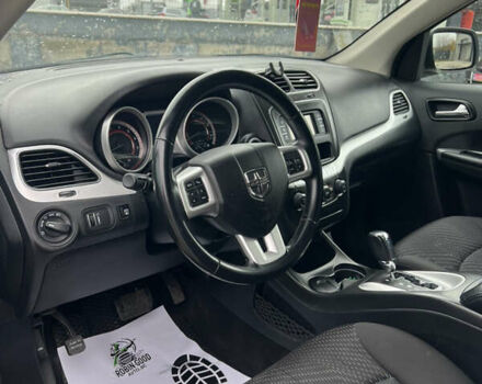 Белый Додж Джорни, объемом двигателя 2.36 л и пробегом 150 тыс. км за 13200 $, фото 17 на Automoto.ua