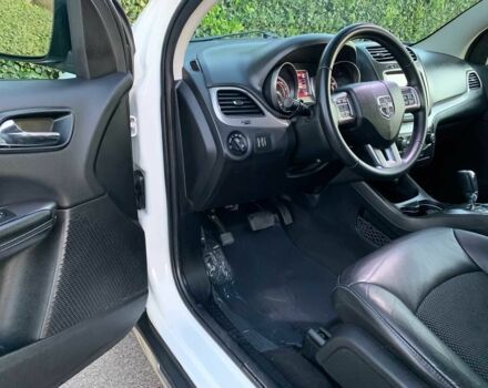 Белый Додж Джорни, объемом двигателя 3.6 л и пробегом 67 тыс. км за 2300 $, фото 10 на Automoto.ua