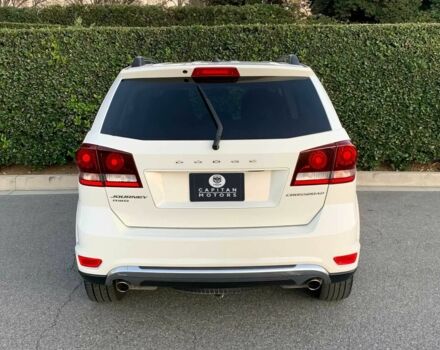 Белый Додж Джорни, объемом двигателя 3.6 л и пробегом 67 тыс. км за 2300 $, фото 5 на Automoto.ua