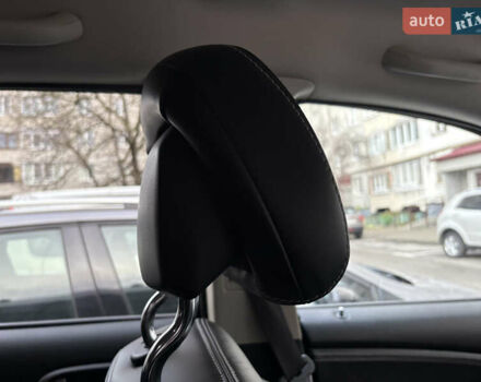 Белый Додж Джорни, объемом двигателя 2.36 л и пробегом 175 тыс. км за 14200 $, фото 64 на Automoto.ua