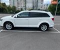 Белый Додж Джорни, объемом двигателя 2.36 л и пробегом 185 тыс. км за 12000 $, фото 1 на Automoto.ua